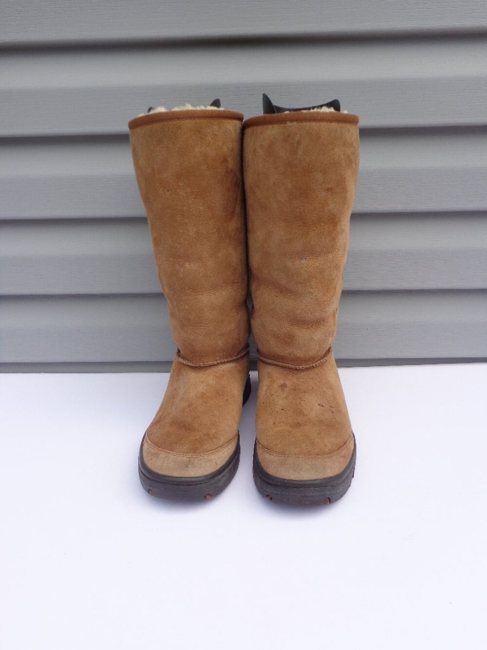 UGG Australia Ultimate Tall Braid Boots Chestnut Thick Rubber Sole Leather Sz 8